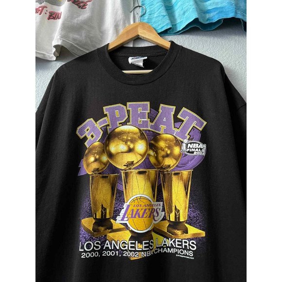 NWT Los Angeles Lakers Junk Food Disney Retro Shirt Mens Small